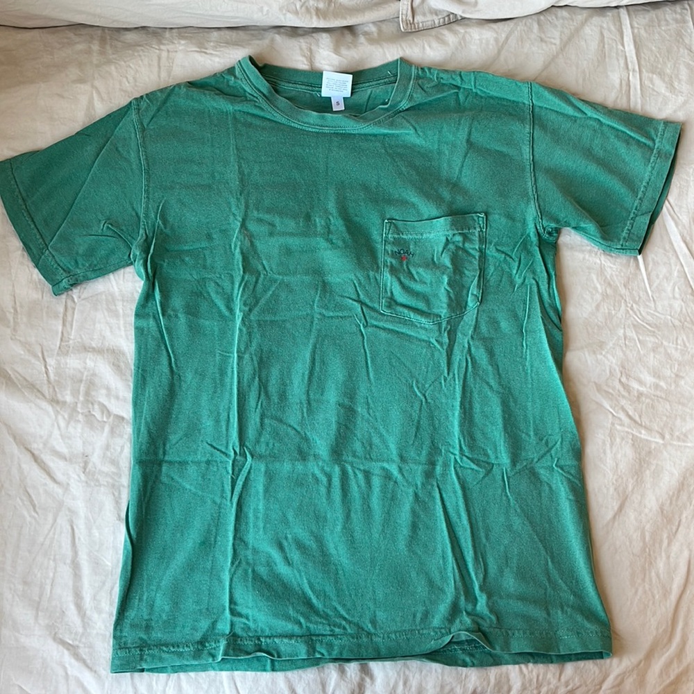 NOAH logo pocket tee